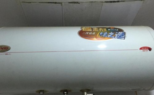 �����ˮ���ضȮ�����ν�Q�������ˮ��(li��n)���S��