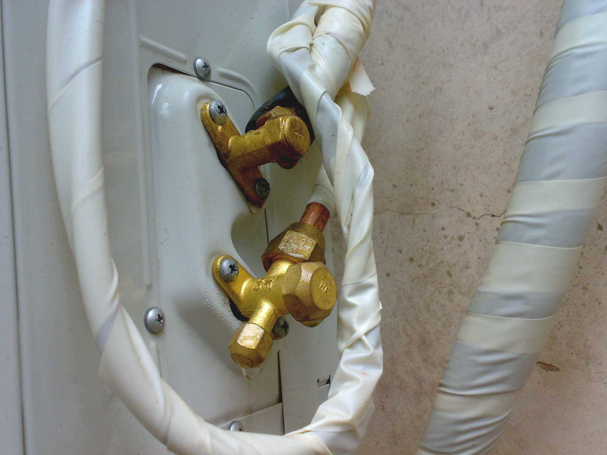 空調一啟動就跳閘是什么原因