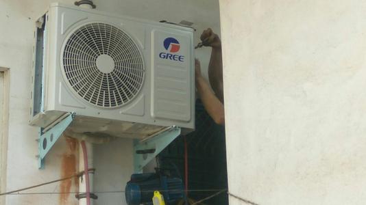 空調(diào)噪音大為什么