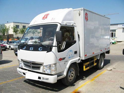 ����x��һ���M��İ�ҹ�˾����̖�ټ������