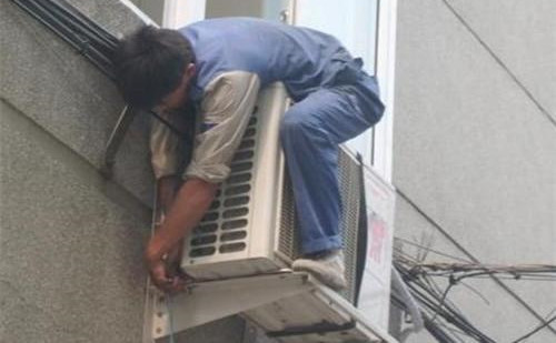 �����������T�b���{(di��o)���M(f��i)��(bi��o)��(zh��n)_�A(y��)�s�Ѓ�(y��u)��