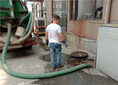 �B�d���T��ͨ�RͰ����(w��)�Ԓ_�S�r���T��ͨ